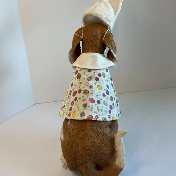 Resin Easter bunny ears basset hound dog sculpture - Picture 6 of 6